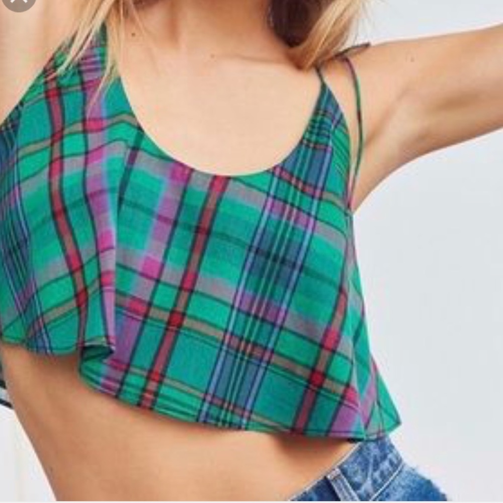 UO BGD plaid flutter crop
